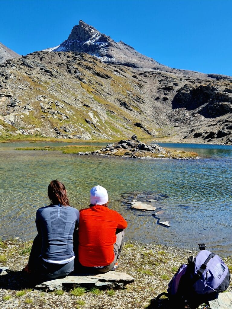 Photo_Mountain_Italy_Grand_Paradis_Saint_Martin_Lake_Lovers (1)